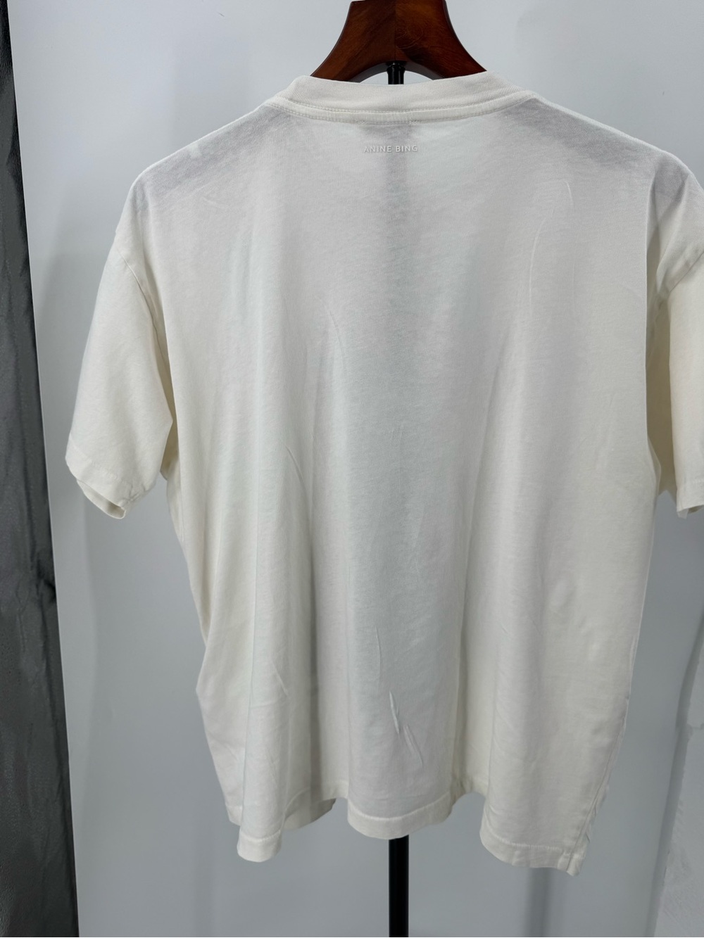 Apparel Item - Picture 5 of 9